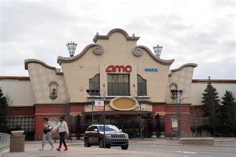 fairlane movie theater|amc fairlane 21 closing.